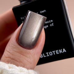 BIBLIOTEKA cat eye gel polish MOON DUST 01 - 10 ml