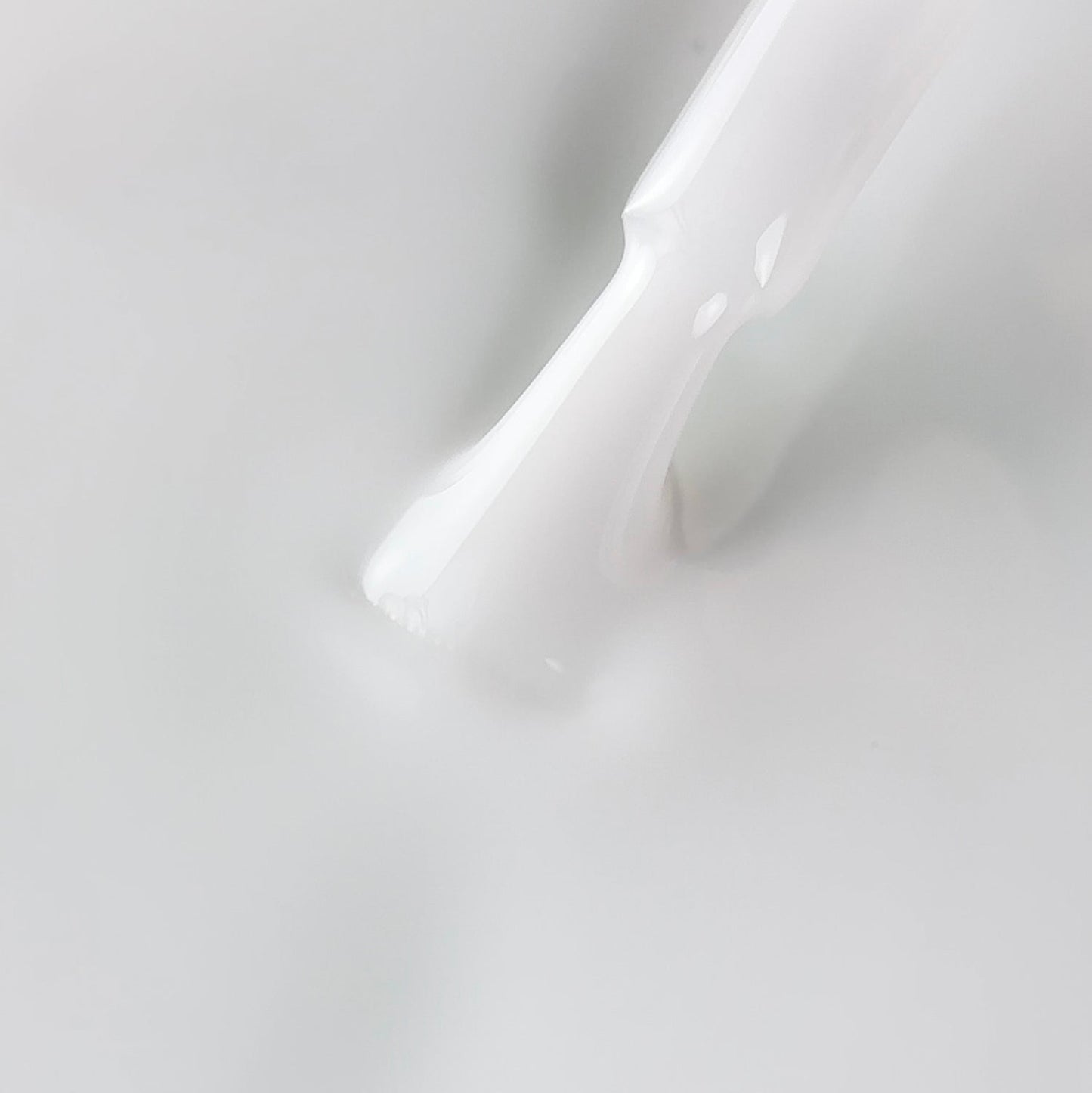 BIBLIOTEKA Cover base MILK 02 - 10 ml