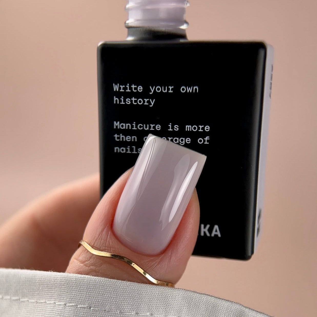 BIBLIOTEKA Cover base AIRY 09 - 10 ml