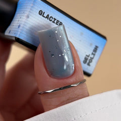 BIBLIOTEKA cat eye gel polish GLACIER 24 - 10 ml