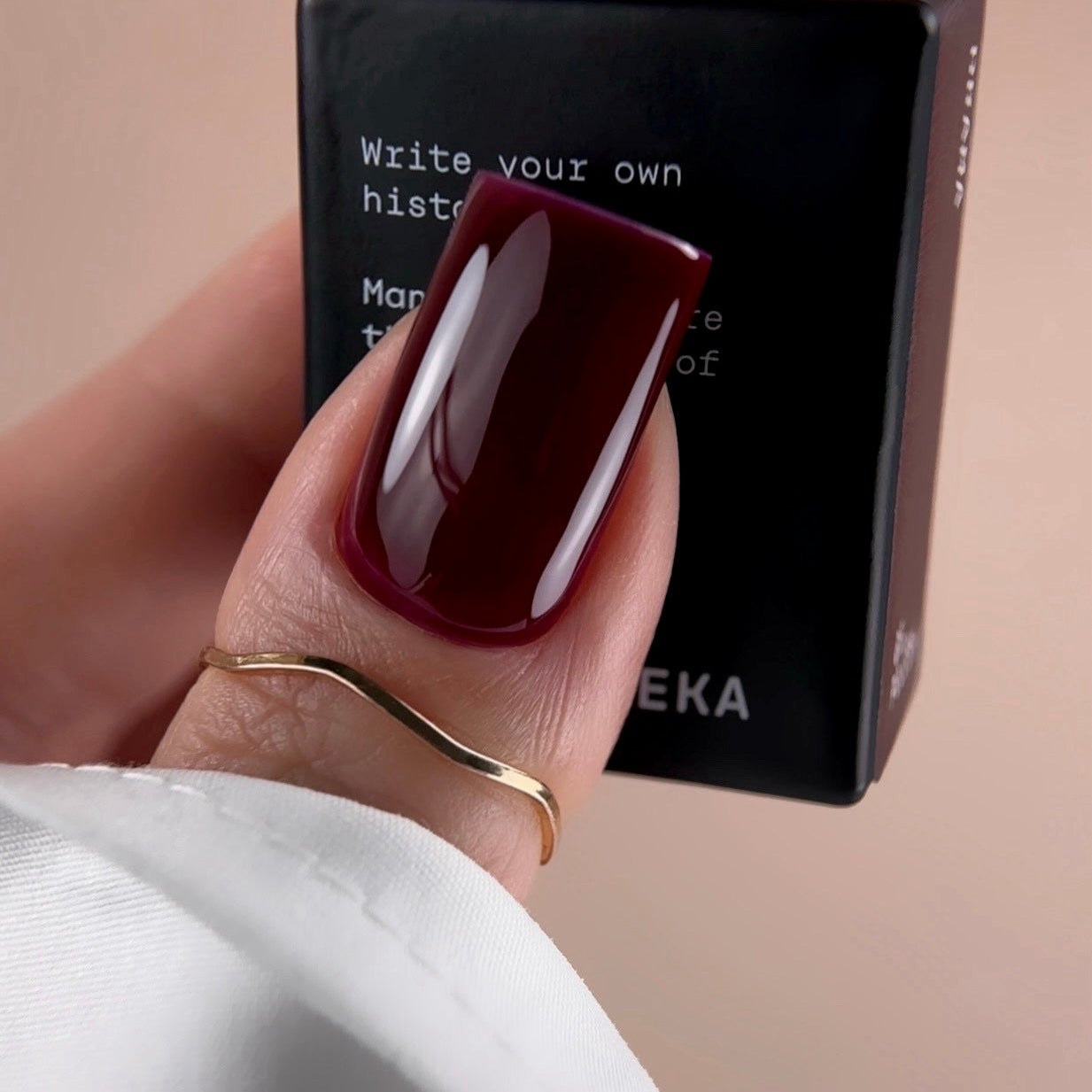 BIBLIOTEKA gel polish DRAMA 27 - 10 ml