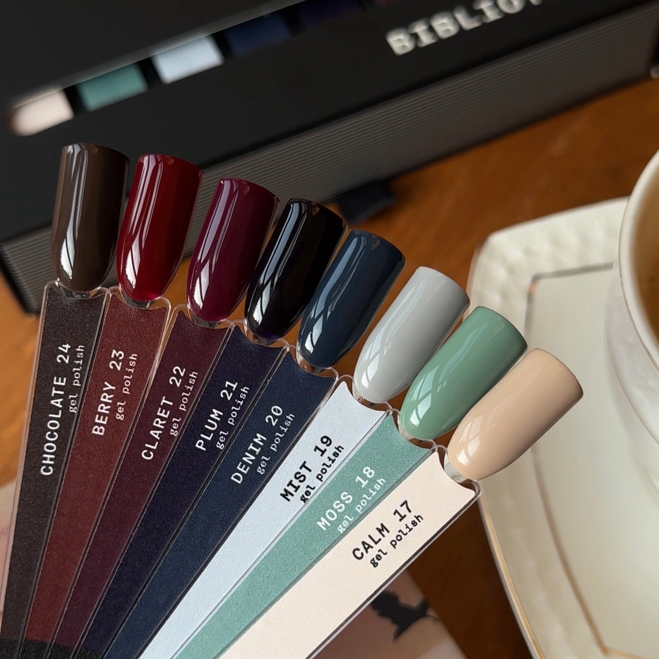 BIBLIOTEKA gel polish set WARM LAYERS №17 - 24