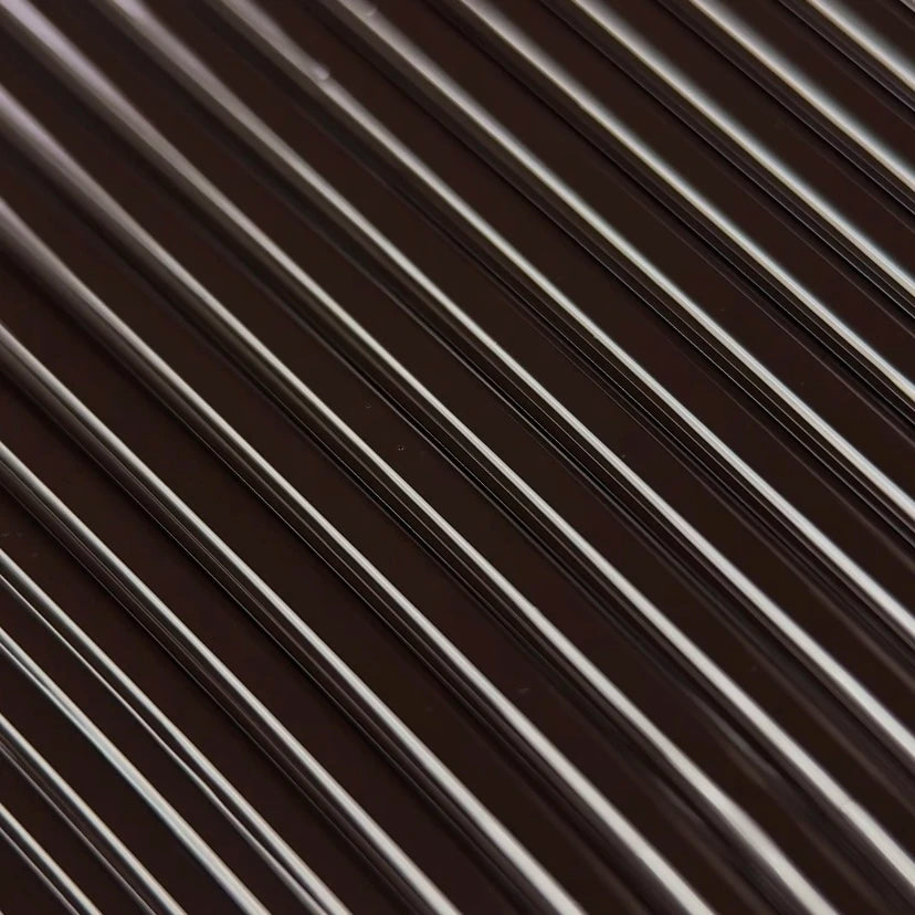 NOTD Color of the month - November25 ‘Deep brown’