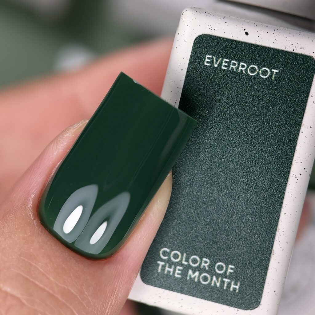 NOTD Color of the month - September25 ‘Everroot’